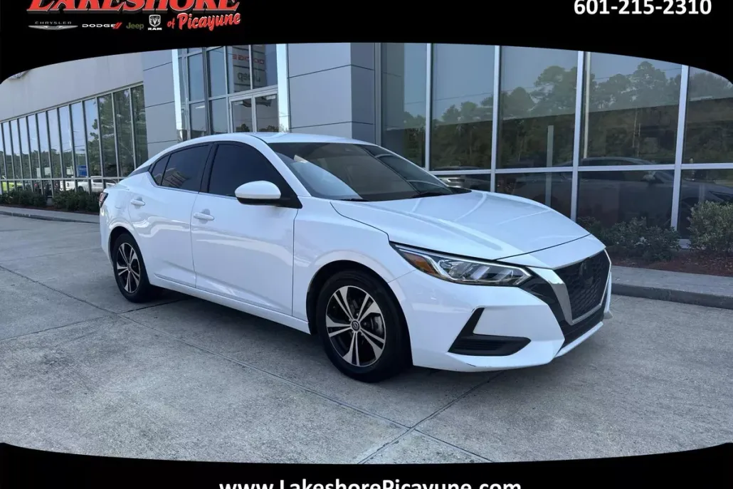 2022 Nissan Sentra SV photo 1