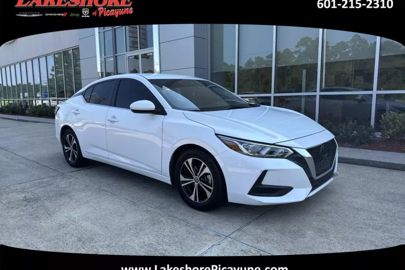 2022 Nissan Sentra SV photo 1