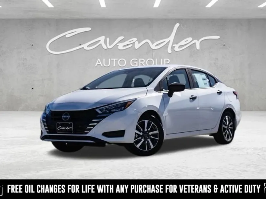 2025 Nissan Versa S photo 1