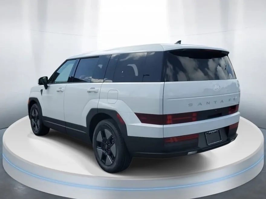 2026 Hyundai Santa Fe SE photo 1