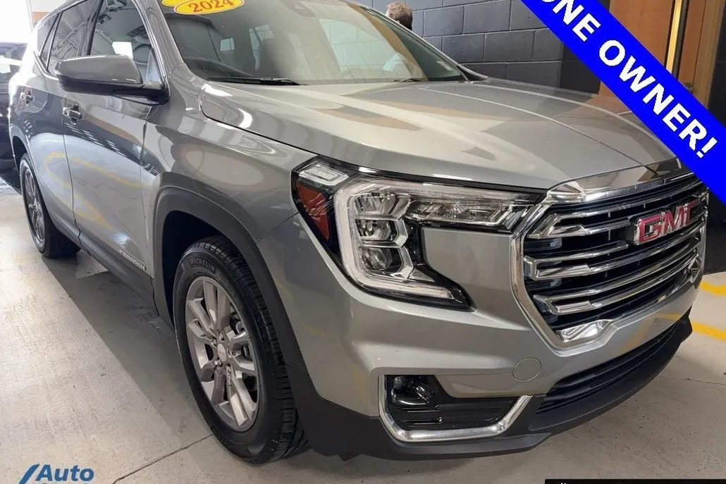 2024 Gmc Terrain SLT photo 1