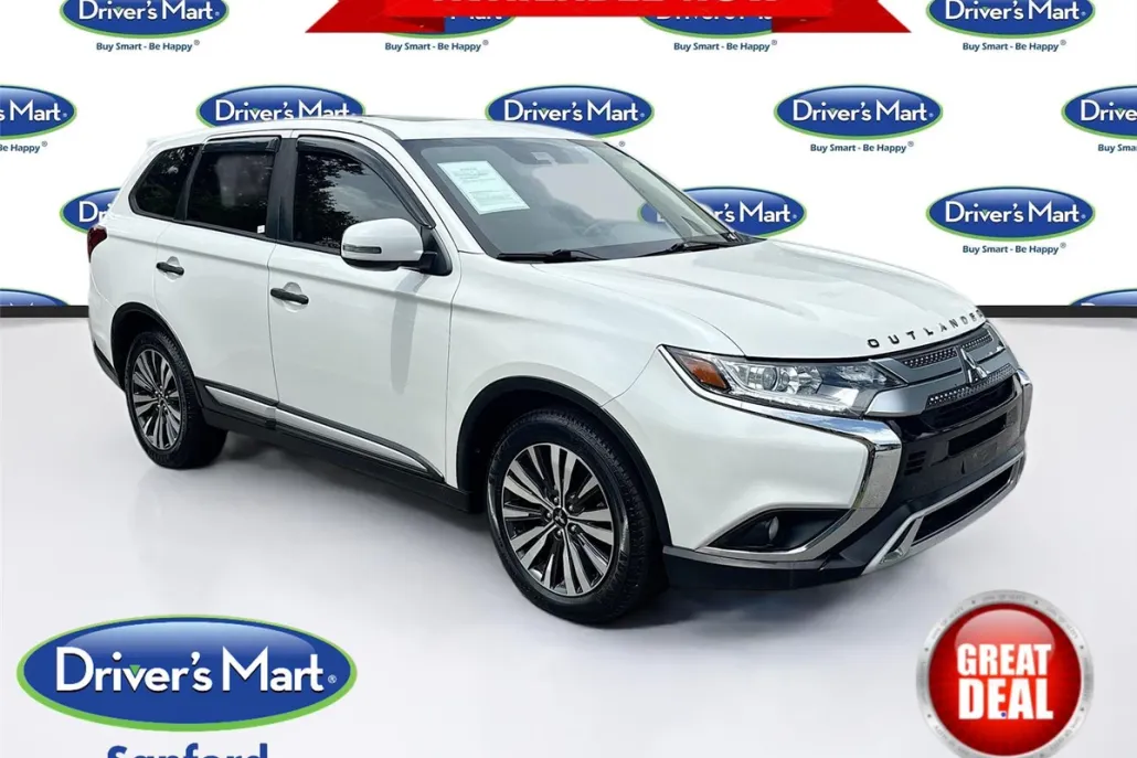 2020 Mitsubishi Outlander SE photo 1