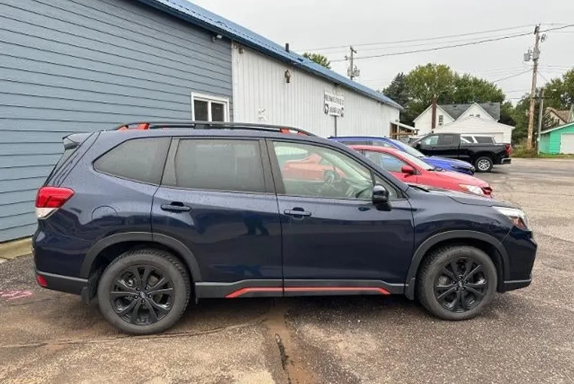 2021 Subaru Forester Sport photo 1