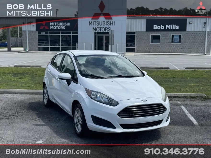 2018 Ford Fiesta SE photo 1