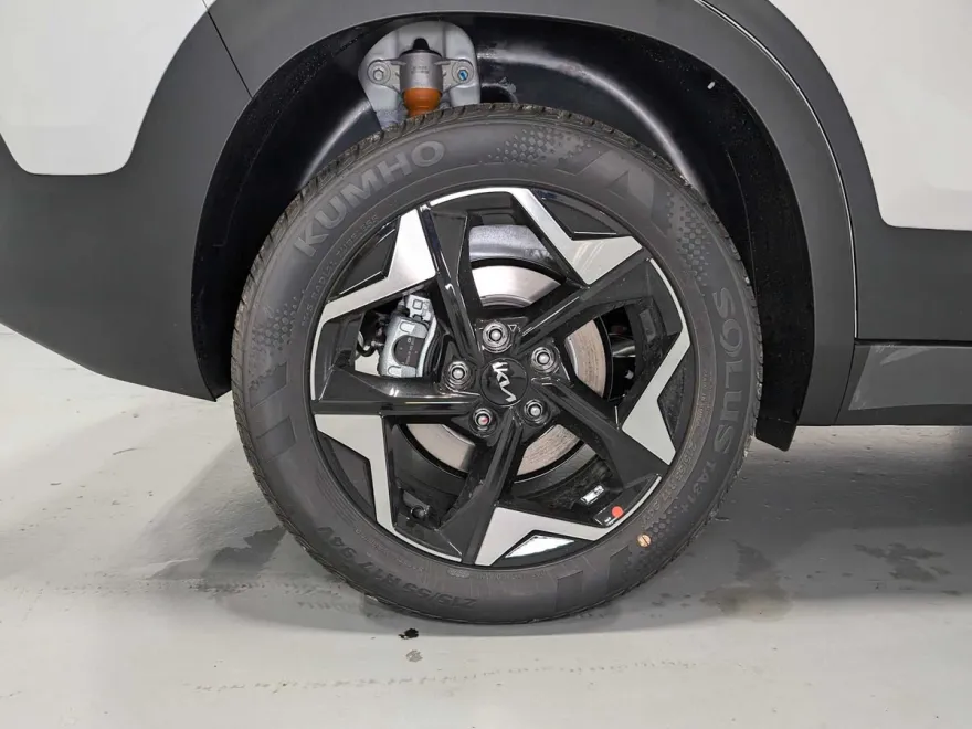 2026 Kia Seltos S photo 1