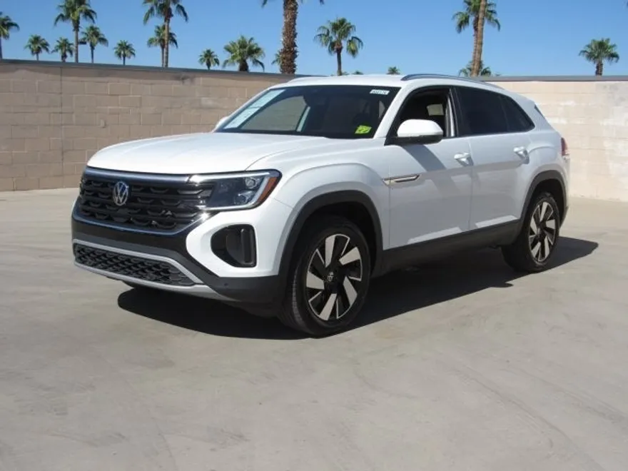 2024 Volkswagen Atlas Cross Sport SE Technology photo 1
