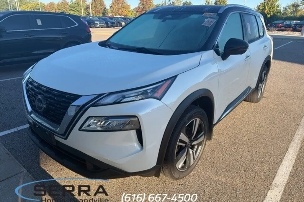 2023 Nissan Rogue SL photo 1