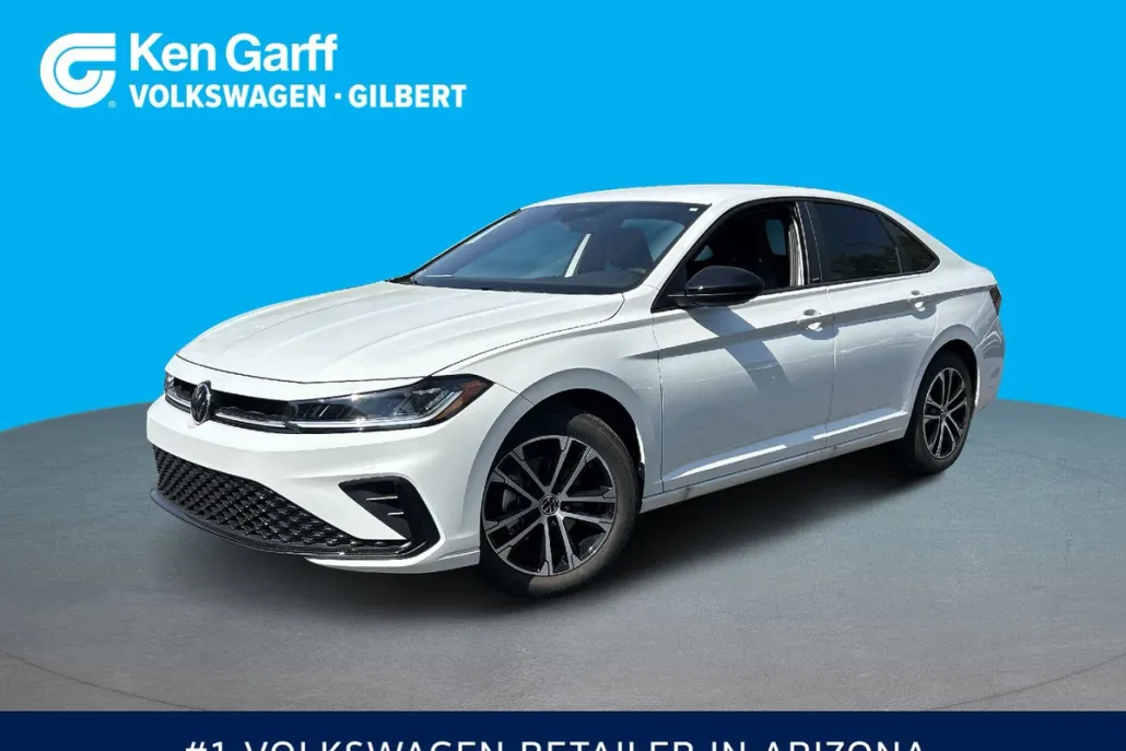 2025 Volkswagen Jetta Sport photo 1
