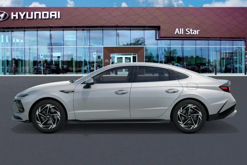 2026 Hyundai Sonata SEL Sport photo 1