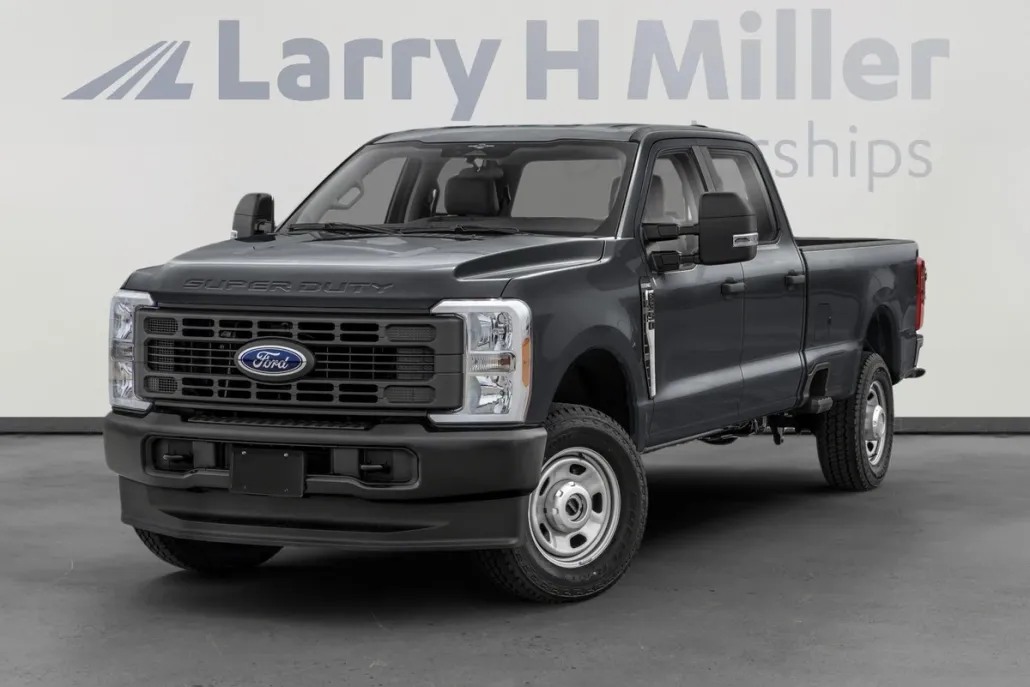 2026 Ford F-350 XLT photo 1