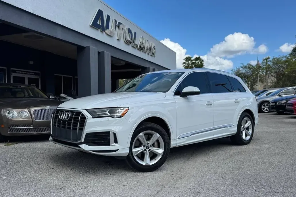 2022 Audi Q7 45 Premium photo 1