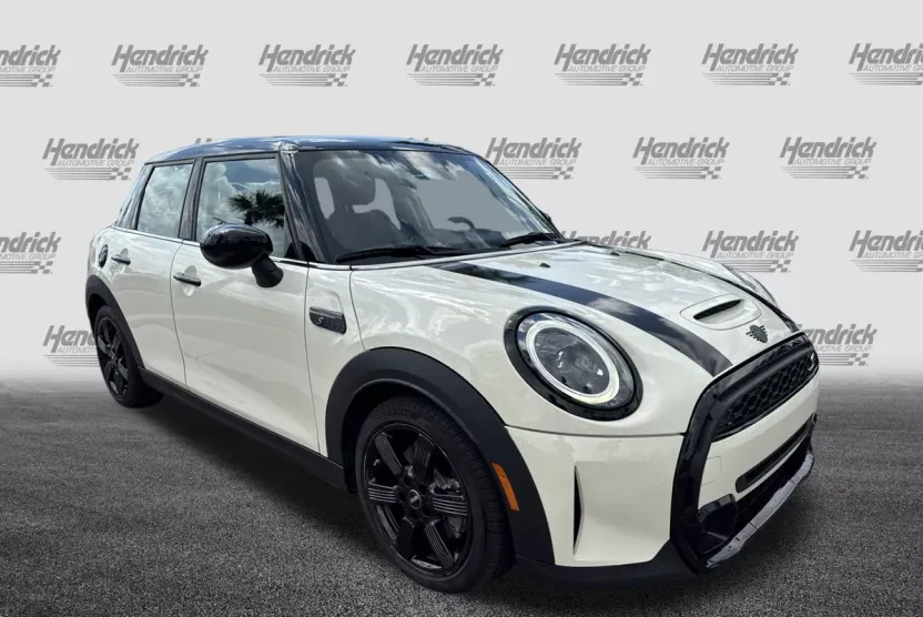 2023 Mini Cooper Hardtop S photo 1