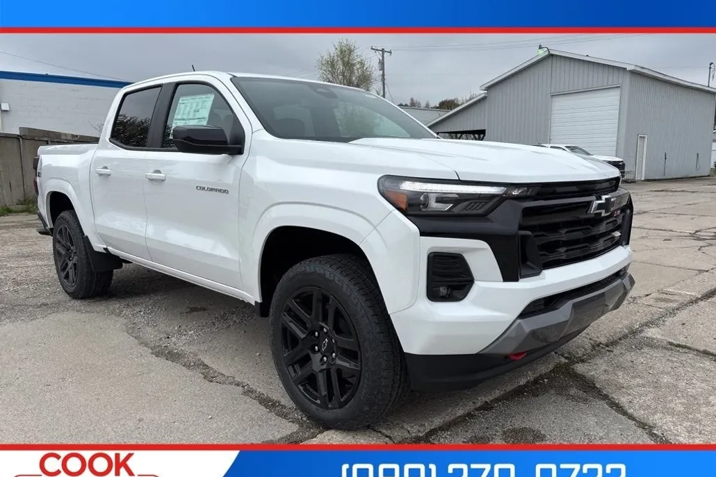 2025 Chevrolet Colorado Z71 photo 1