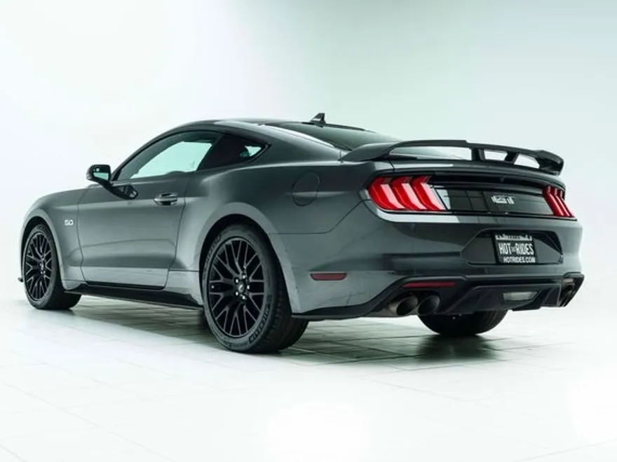 2020 Ford Mustang GT photo 17