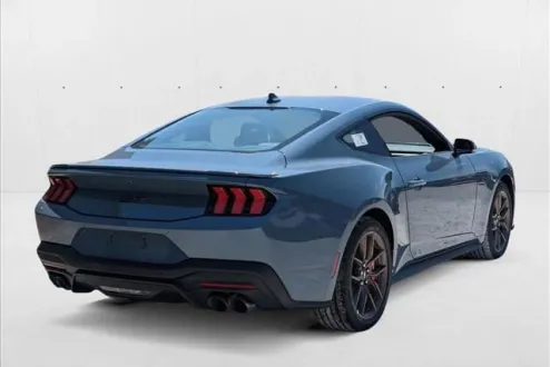 2025 Ford Mustang GT Premium photo 2