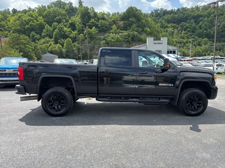 2019 Gmc Sierra HD SLT photo 1