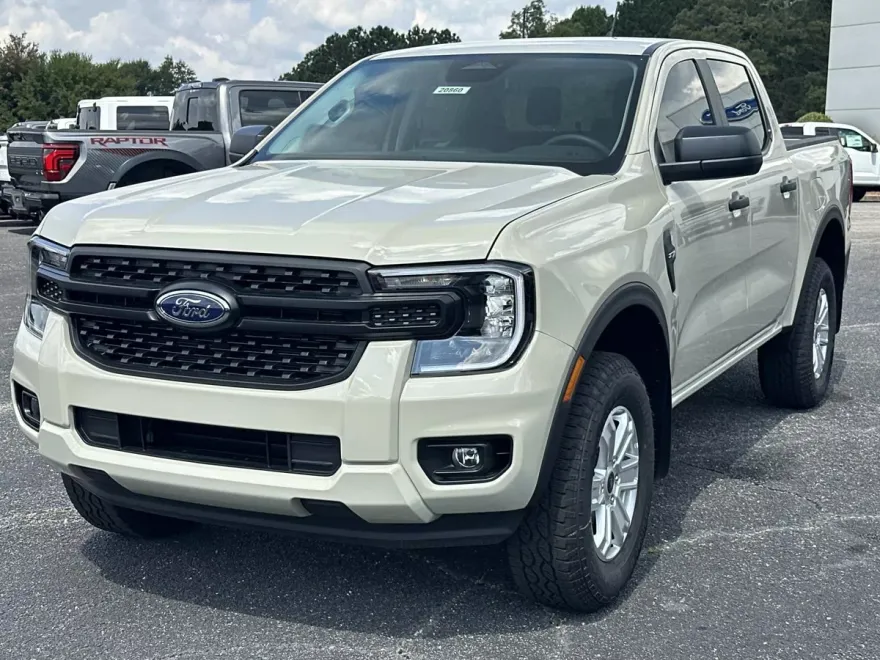 2025 Ford Ranger XL photo 1