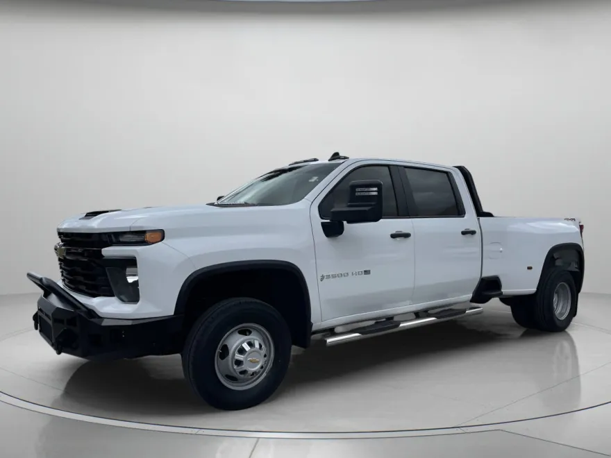 2024 Chevrolet Silverado 3500HD Work Truck photo 1