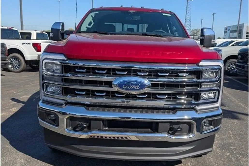 2026 Ford F-350 Lariat photo 1