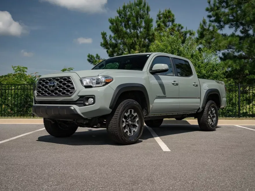 2023 Toyota Tacoma SR5 photo 1