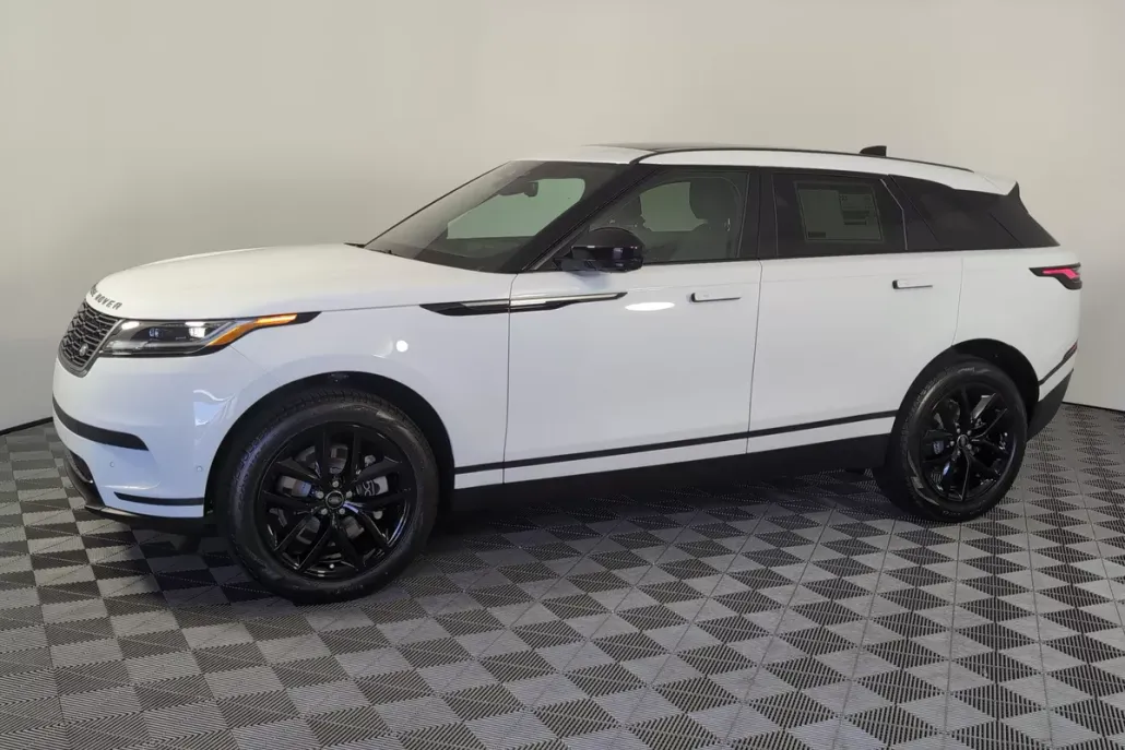 2026 Land Rover Range Rover Velar S photo 1