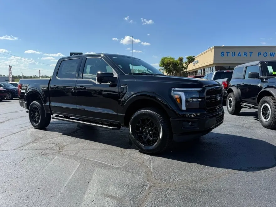2025 Ford F-150 Lariat photo 1
