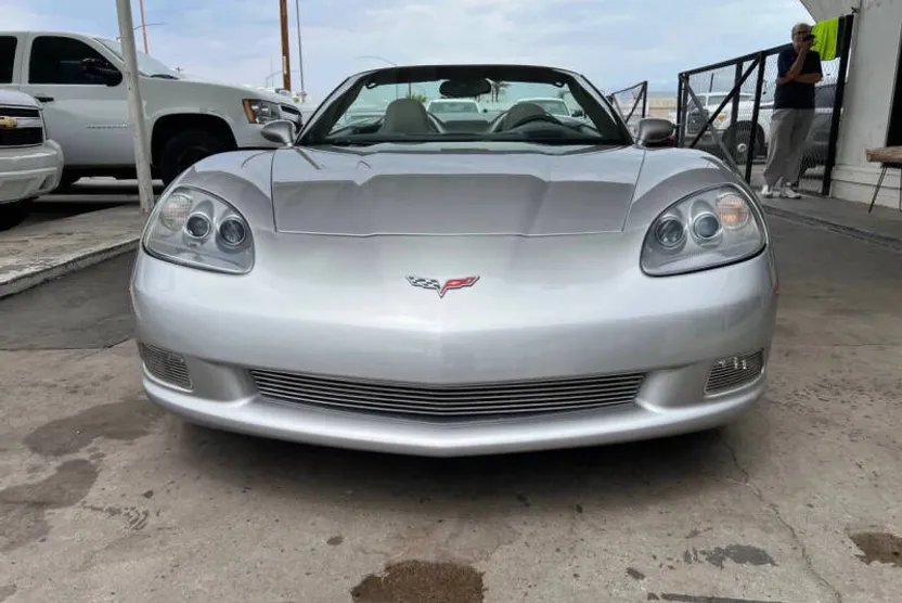 2006 Chevrolet Corvette photo 1