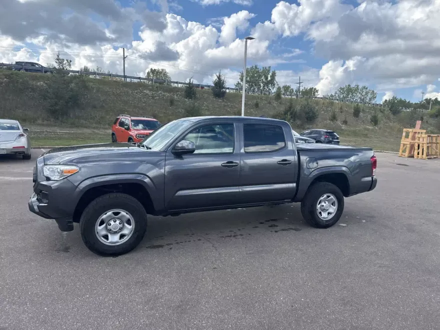 2023 Toyota Tacoma SR photo 1