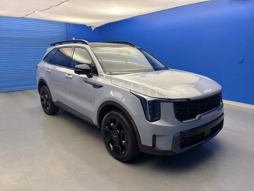 2024 Kia Sorento X-Line X-Pro photo 1