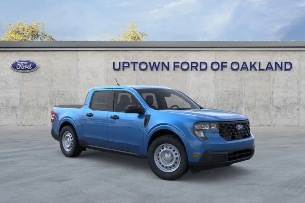 2025 Ford Maverick XL photo 1