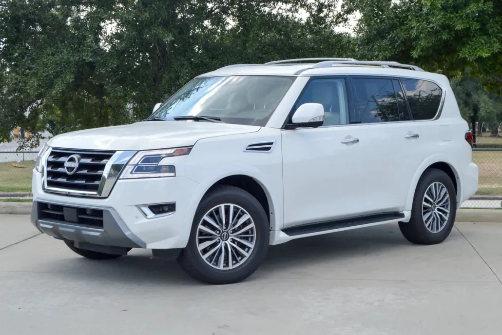 2024 Nissan Armada SL photo 1