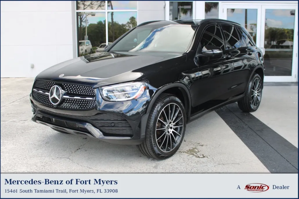 2022 Mercedes Benz GLC 300 photo 1