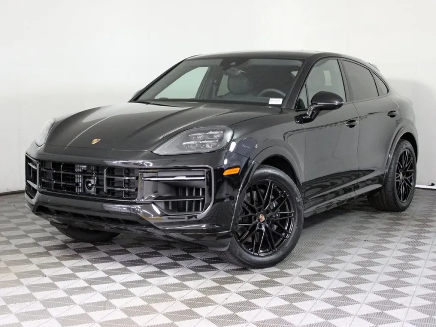 2026 Porsche Cayenne Coupe photo 1