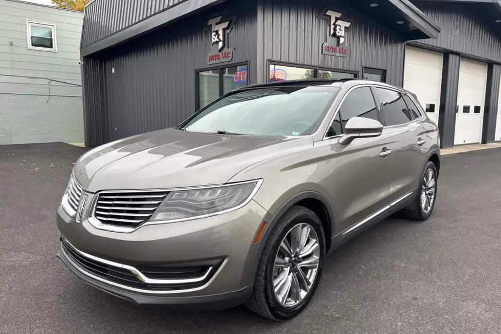 2016 Lincoln MKX Reserve photo 1