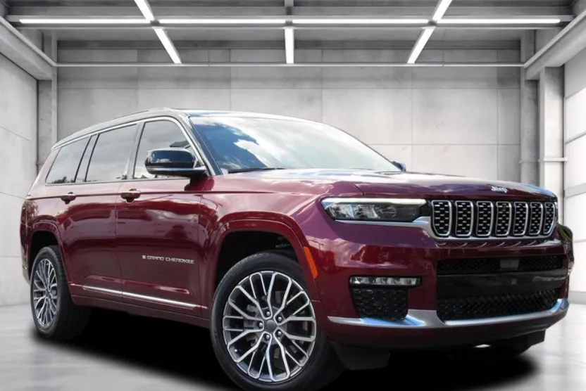 2025 Jeep Grand Cherokee L Summit photo 1