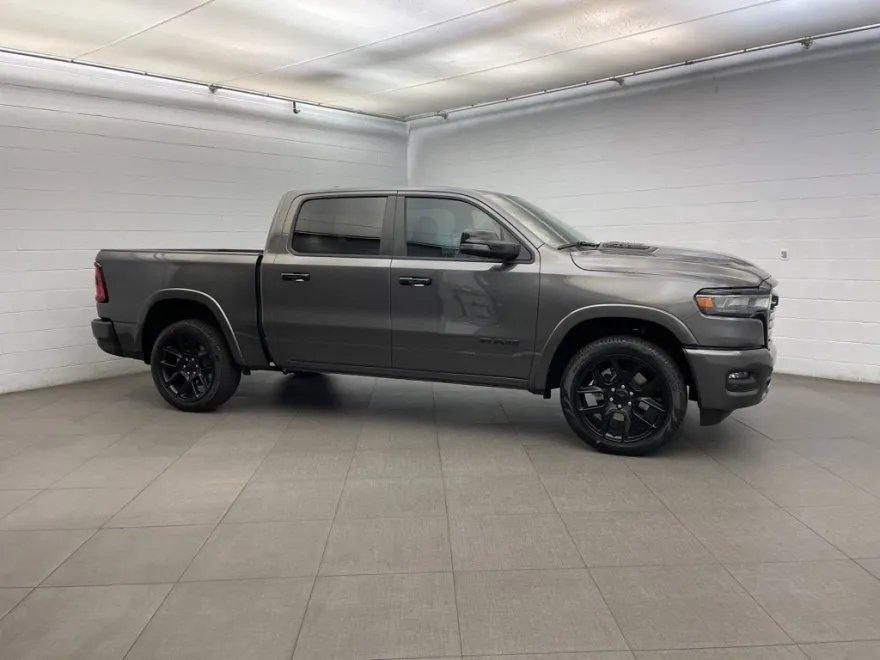 2025 Ram 1500 Laramie photo 1