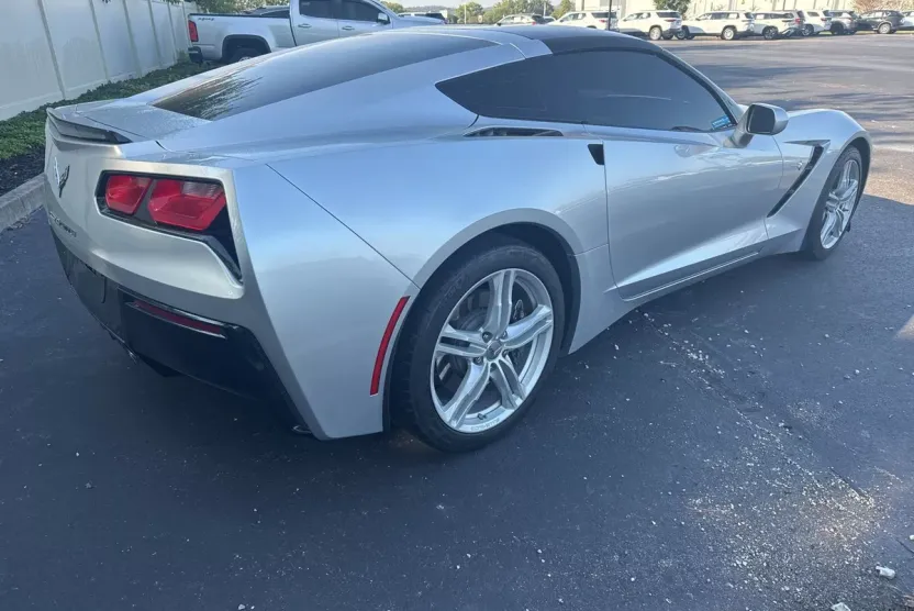 2017 Chevrolet Corvette Stingray 3LT photo 1