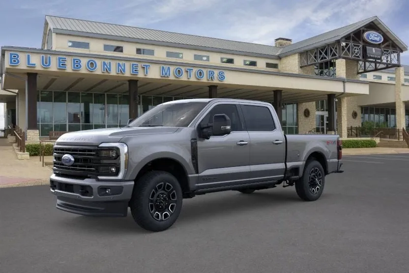 2026 Ford F-250 Platinum photo 1
