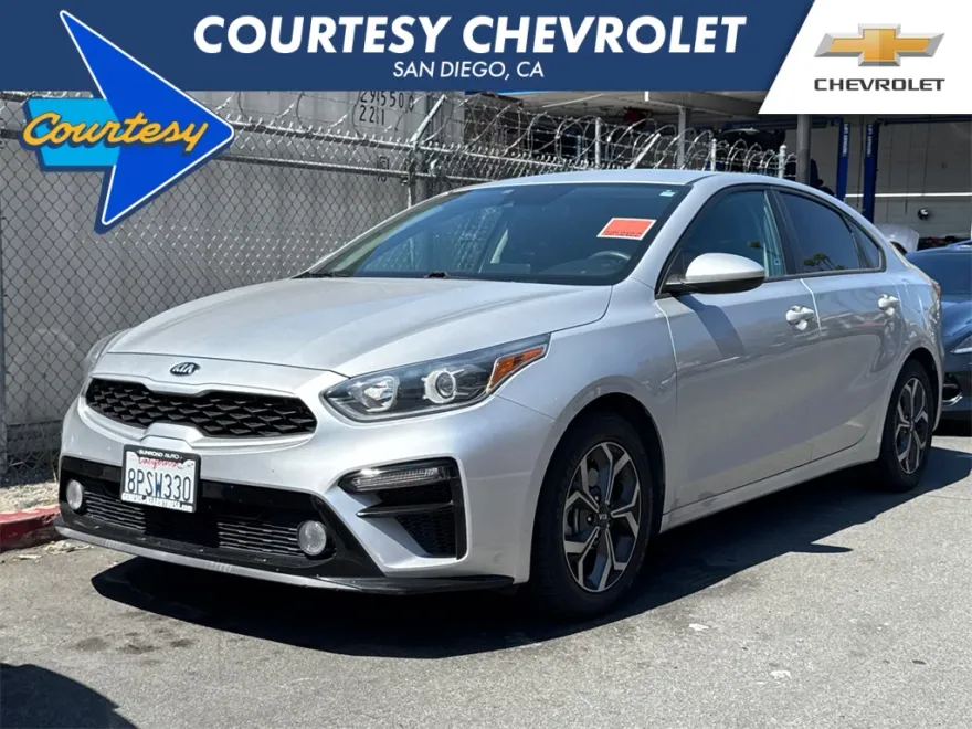 2020 Kia Forte LXS photo 1