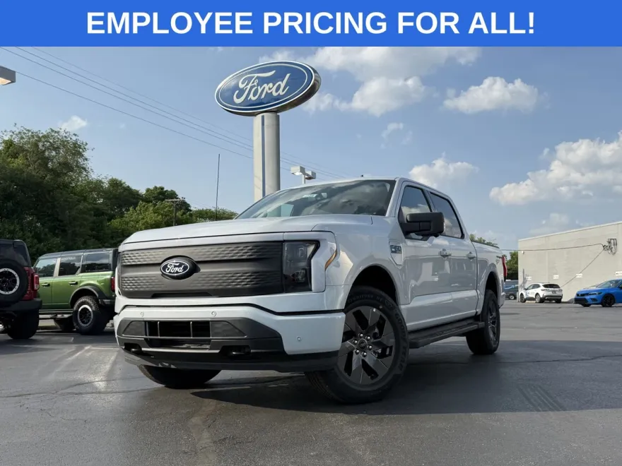 2025 Ford F-150 Lightning photo 1