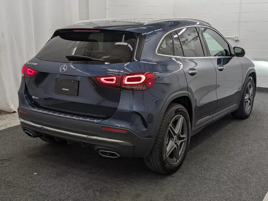 2023 Mercedes Benz GLA 250 4MATIC photo 1
