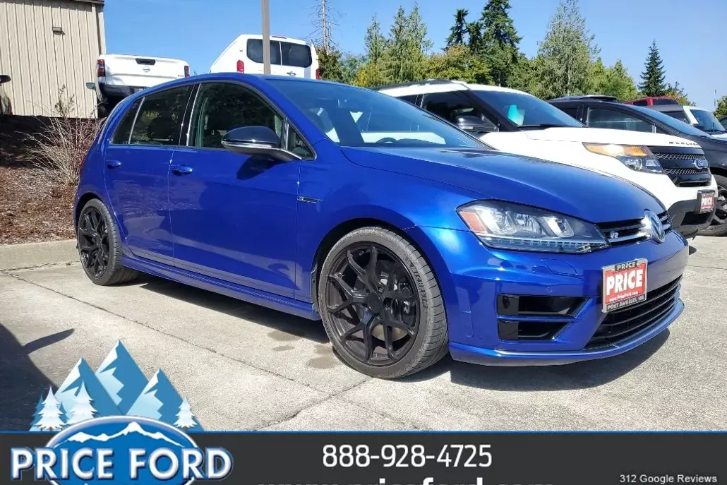 2015 Volkswagen Golf R photo 1