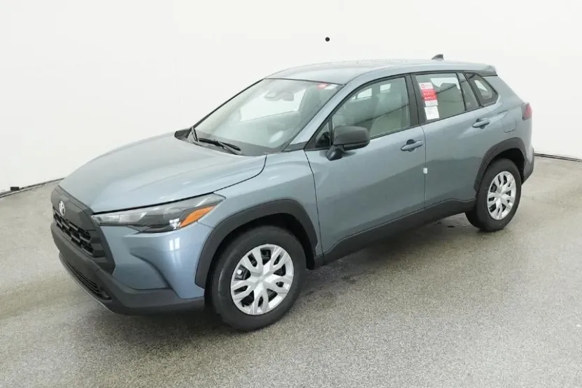 2026 Toyota Corolla Cross L photo 1