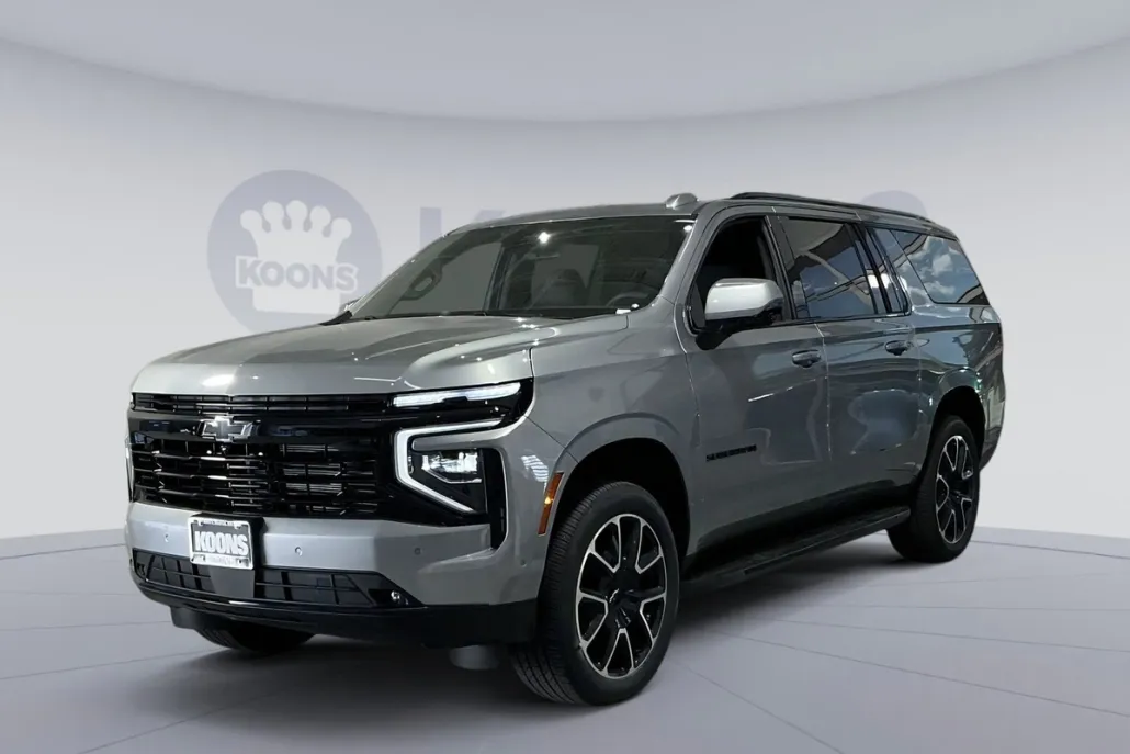 2025 Chevrolet Suburban RST photo 1