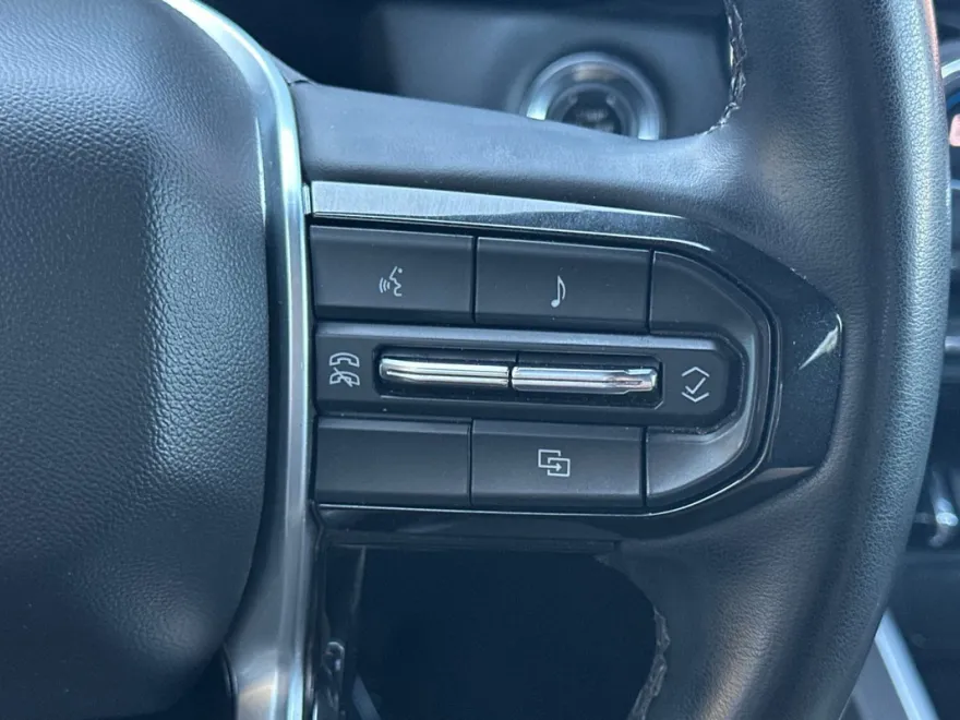 2023 Chevrolet Colorado LT photo 30