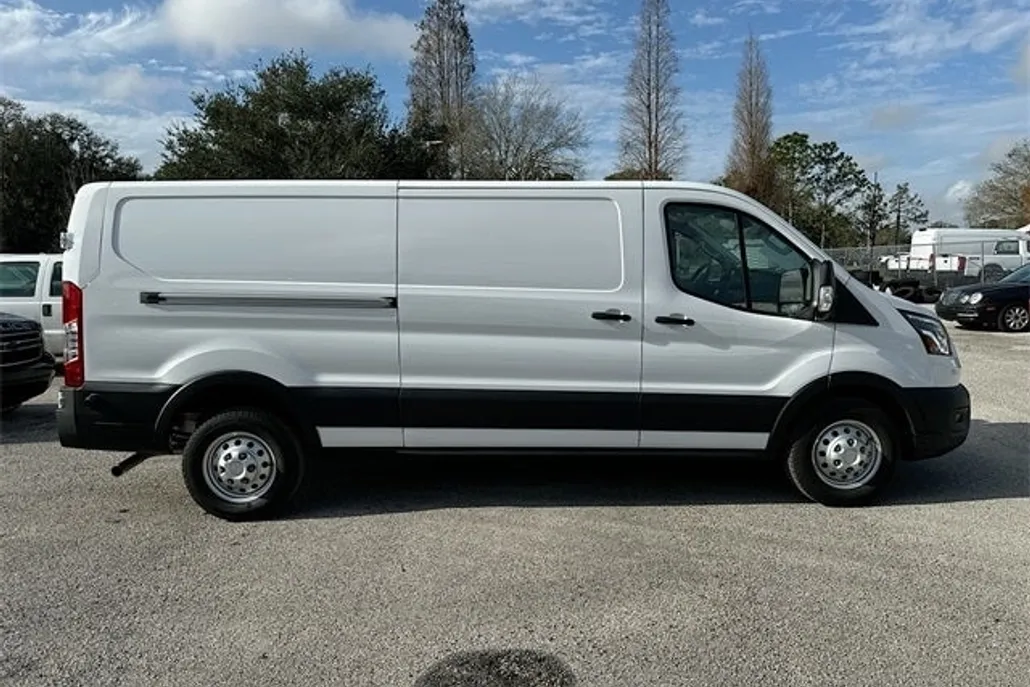 2023 Ford Transit photo 1