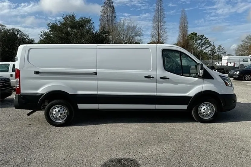 2023 Ford Transit photo 1