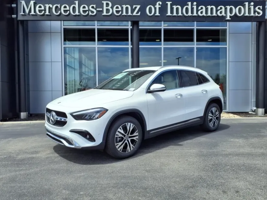 2025 Mercedes Benz GLA 250 4MATIC photo 1