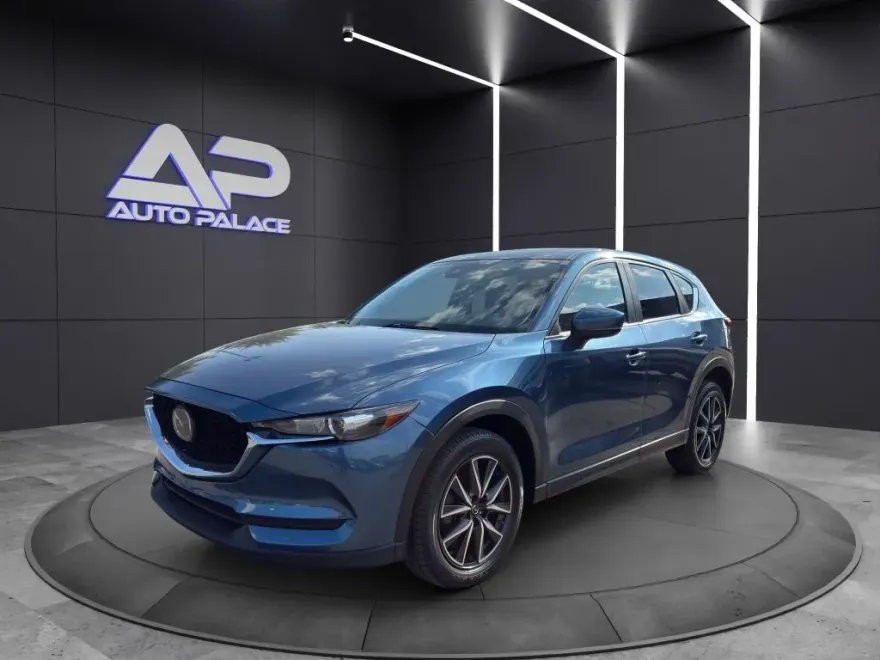 2018 Mazda CX-5 Touring photo 1