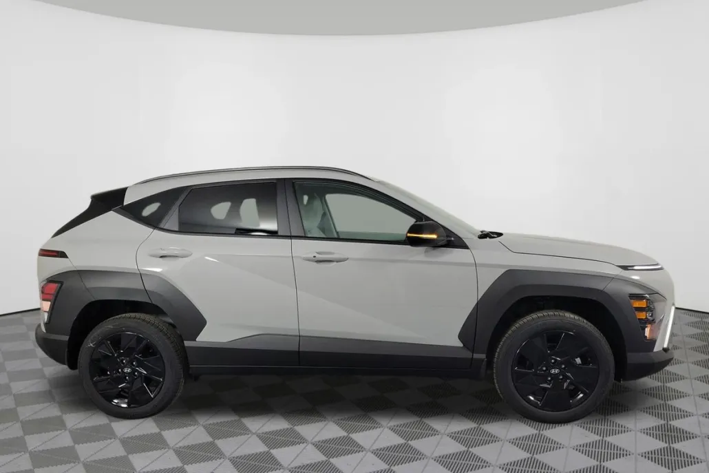 2026 Hyundai Kona SEL photo 1